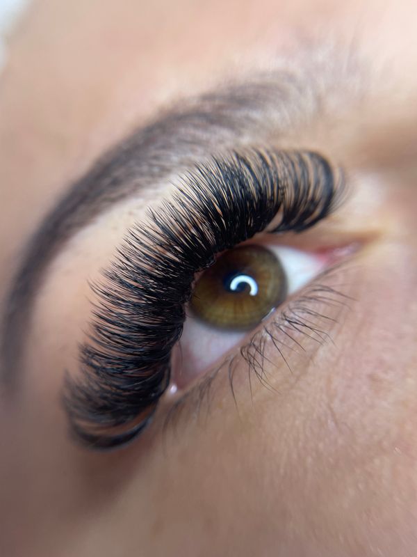 Dramatic mink volume lash extensions close-up